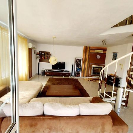 Comfort Flat Burgas Stad Buitenkant foto
