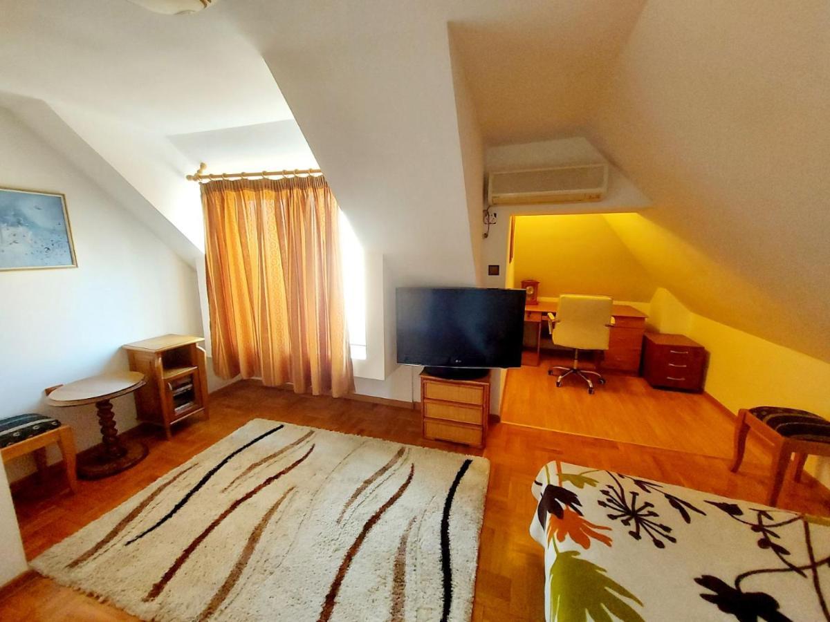 Comfort Flat Burgas Stad Buitenkant foto